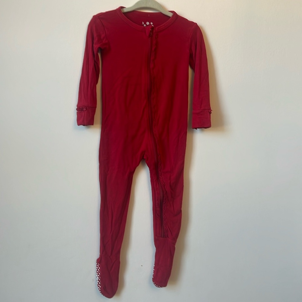 Kic Kee Pants girl zip pajama 9 to 12 mo ruffle long sleeve and bottom berry red